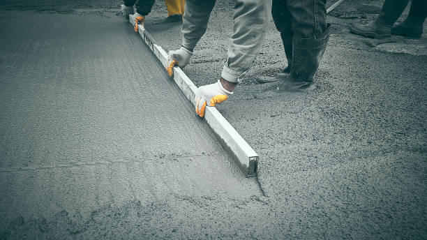 Best Custom Concrete Contractor  in Kissee Mills, MO
